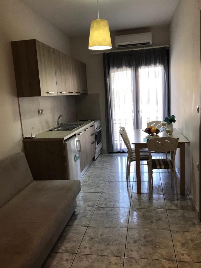 Kostas-Apartment Ierissos Extérieur photo